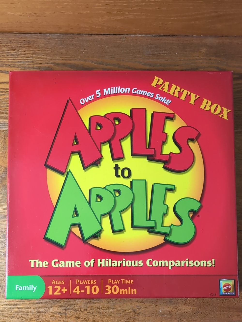 Mattel Apples to Apples Party Box - Red & Green